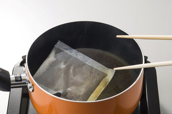 日本 一筋繩 海鮮高湯 火鍋湯包 (6件裝)