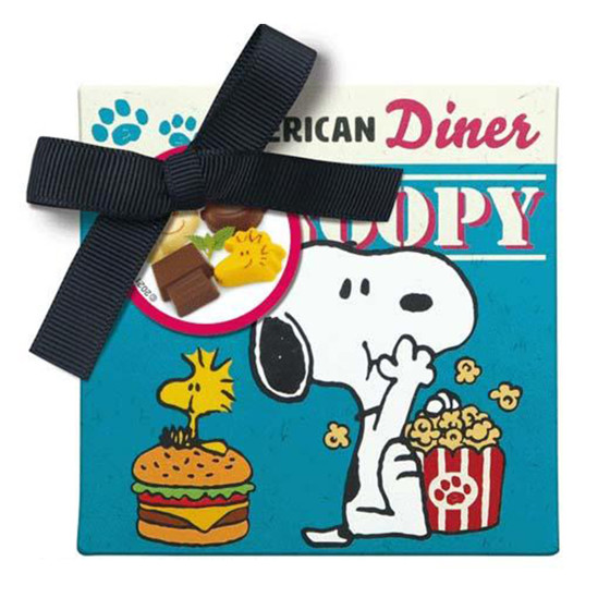 图片 日版Snoopy 史努比家族 超限定 獨特造型朱古力 小禮盒 (1盒4粒)【市集世界 - 日本市集】